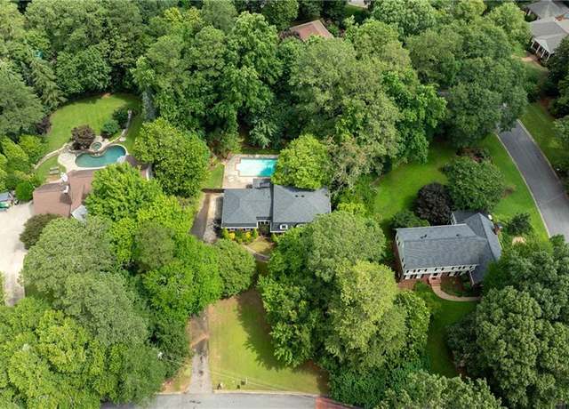 Property at 865 Old Creek Trl, Atlanta, GA 30328, 5 beds, 4 baths