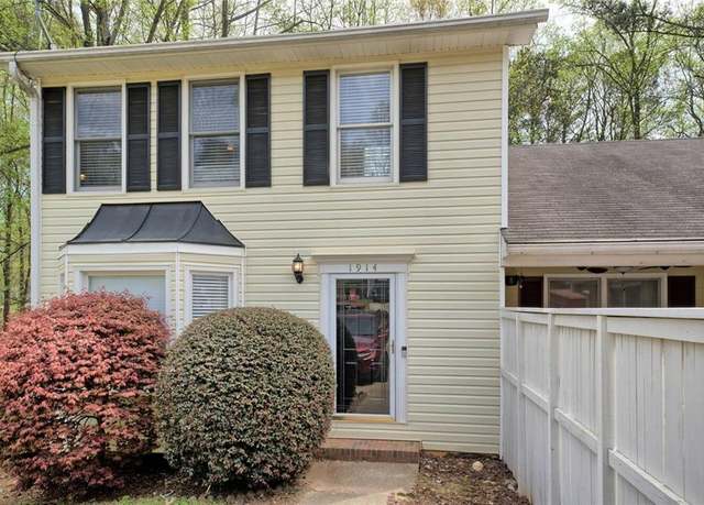 Property at 1914 Cooper Landing Dr SE, Smyrna, GA 30080, 3 beds, 3.5 baths