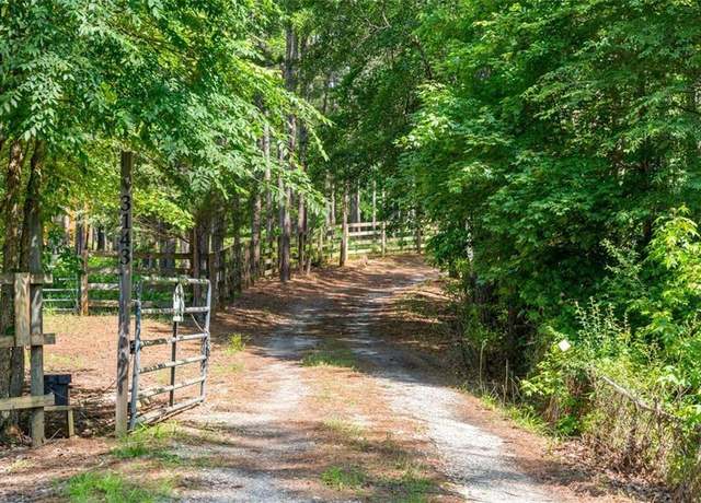 Property at 3143 Demooney Rd, College Park, GA 30349, 4 beds, 2.5 baths