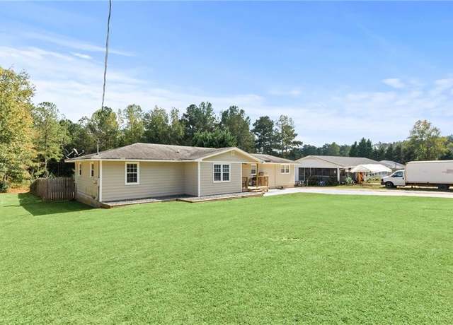 Property at 254 Bethlehem Church Rd, Carrollton, GA 30117, 3 beds, 2 baths