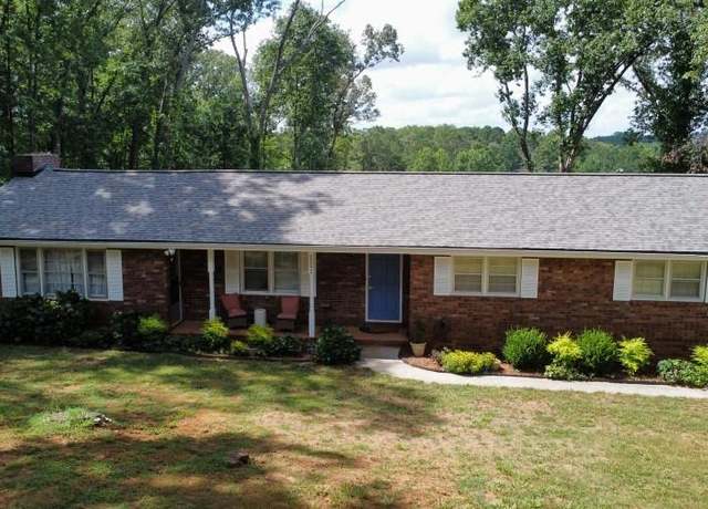 Property at 1192 Pathfinder Rd, Marietta, GA 30066, 5 beds, 3 baths