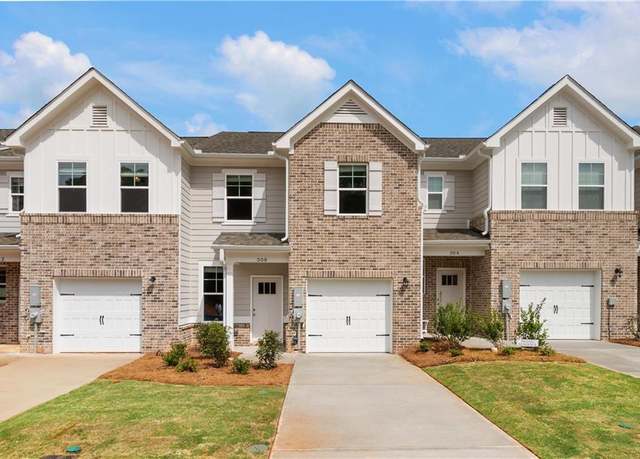 Property at 353 Navigator Ln, Mcdonough, GA 30253, 3 beds, 2.5 baths