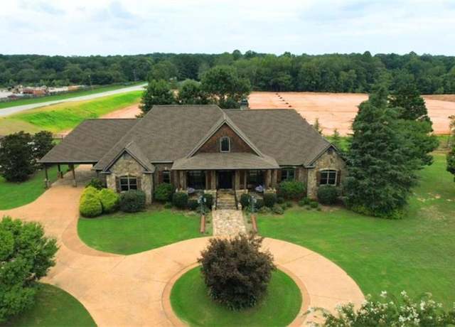 Property at 2932 Highway 124, Jefferson, GA 30549, 4 beds, 3.5 baths