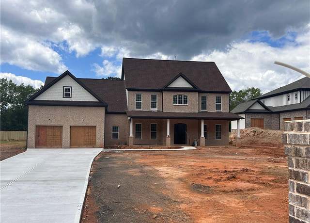 Property at 1949 Pucketts Dr SW, Lilburn, GA 30047, 5 beds, 3.5 baths