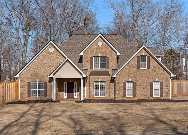 Property at 1105 Huntcrest Rdg, Mcdonough, GA 30252, 4 beds, 2.5 baths