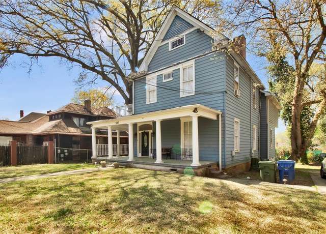 Property at 561 Culberson St SW, Atlanta, GA 30310, 4 beds, 2.5 baths