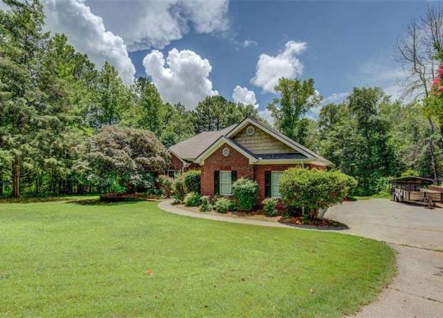 Property at 1041 Flat Rock Rd, Covington, GA 30014, 4 beds, 3.5 baths