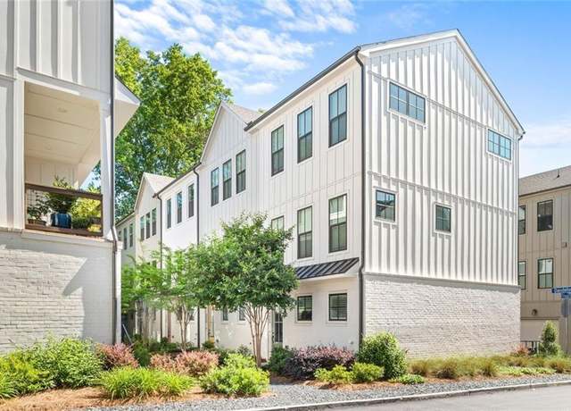 Property at 4462 Dandelion Ln, Atlanta, GA 30342, 2 beds, 2.5 baths