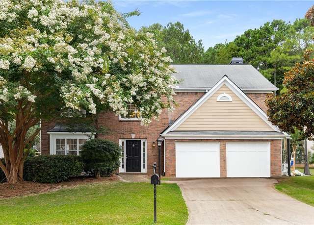 Property at 1593 Pinebreeze Dr, Marietta, GA 30062, 3 beds, 2.5 baths
