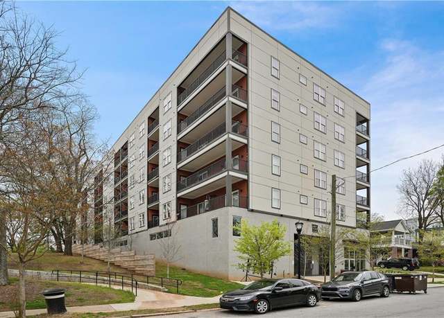 Property at 525 Parkway Dr NE, Atlanta, GA 30308, 2 beds, 2 baths