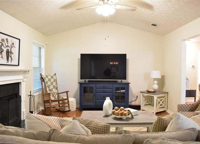 Property at 1676 Northridge Dr, Morrow, GA 30260, 2 beds, 2 baths