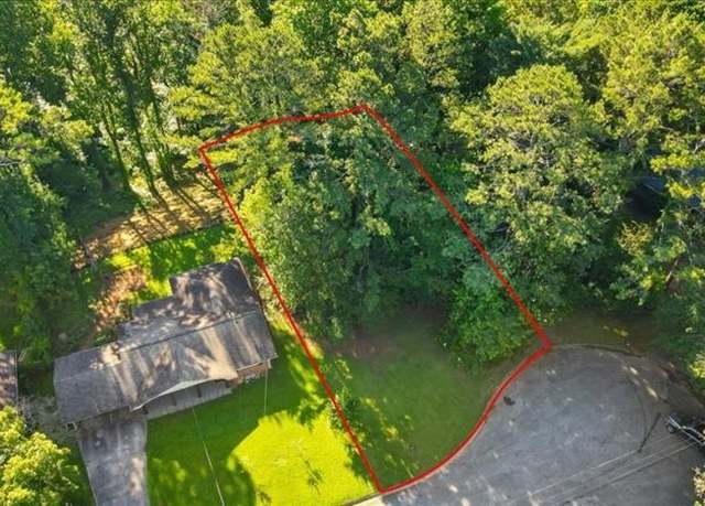 Property at 1350 Weston Dr, Decatur, GA 30032