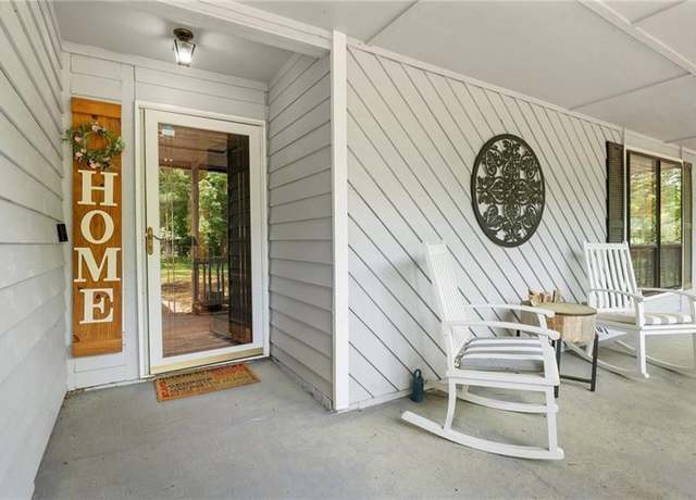 Property at 4771 Pinefield Dr NW, Acworth, GA 30102, 4 beds, 2 baths