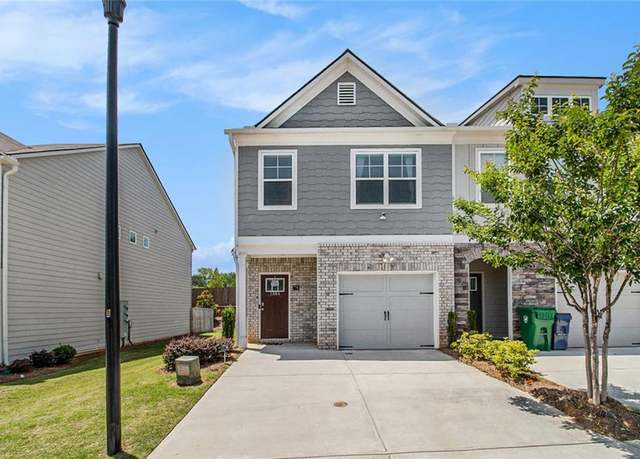 Property at 1884 Plainsboro Dr, Lithonia, GA 30058, 3 beds, 2.5 baths