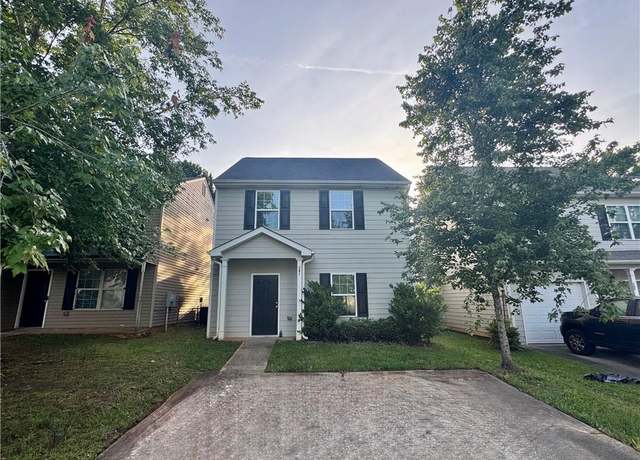 Property at 241 Coral Cir, Mcdonough, GA 30253, 3 beds, 2.5 baths