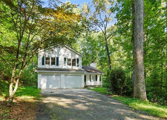 Property at 64 Hickory Ln, Dahlonega, GA 30107, 4 beds, 3 baths