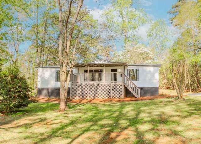 Property at 92 Sagefield Cir, Maysville, GA 30558, 3 beds, 2 baths