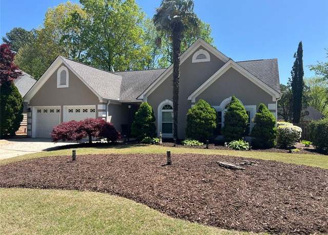 Property at 2435 Jakin Way, Suwanee, GA 30024, 4 beds, 2 baths