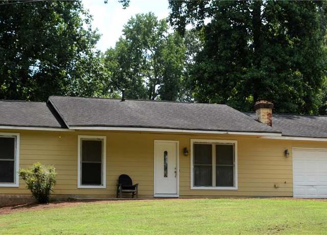 Property at 2588 Wild Rose Cir, Lawrenceville, GA 30044, 3 beds, 2 baths