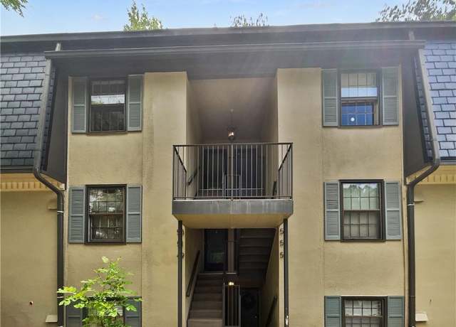Property at 53 Monet Ct NW, Atlanta, GA 30327, 1 bed, 1 bath