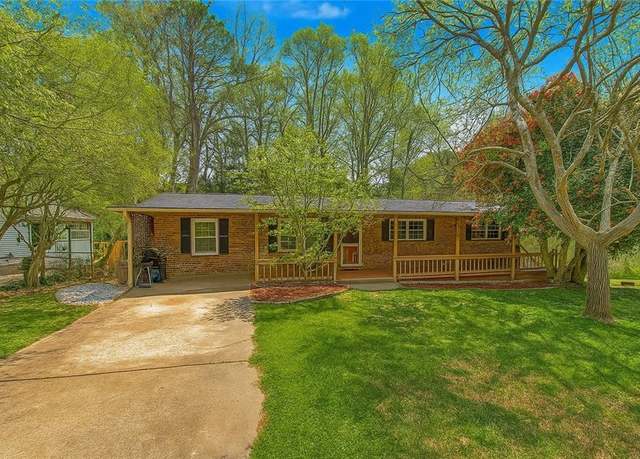 Property at 4225 Parkridge Dr, Powder Springs, GA 30127, 4 beds, 2.5 baths