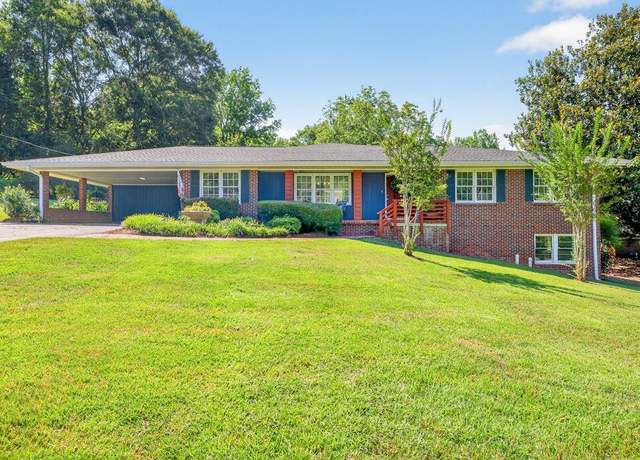 Property at 785 Waterworks Rd, Commerce, GA 30529, 4 beds, 3 baths