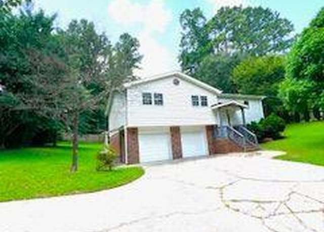 Property at 3967 Evelyn Dr, Powder Springs, GA 30127, 4 beds, 2 baths