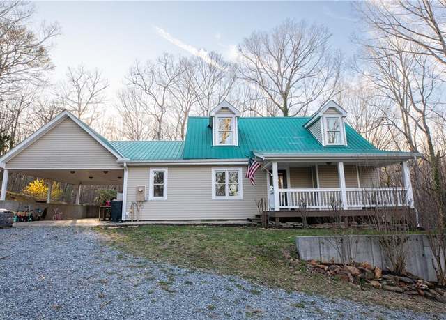 Property at 98 Deer Walk, Talking Rock, GA 30175, 3 beds, 2.5 baths
