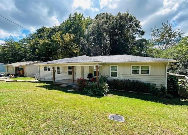 Property at 5 Frank St, Newnan, GA 30263, 4 beds, 2 baths