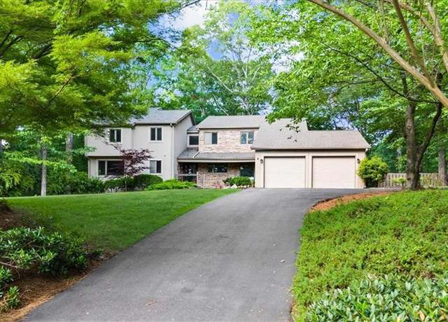 Property at 1665 Chevron Way, Sandy Springs, GA 30350, 5 beds, 4 baths