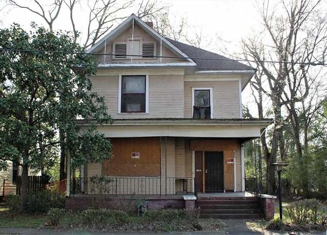 Property at 124 61st St S, Birmingham, AL 35212, 4 beds, 2 baths