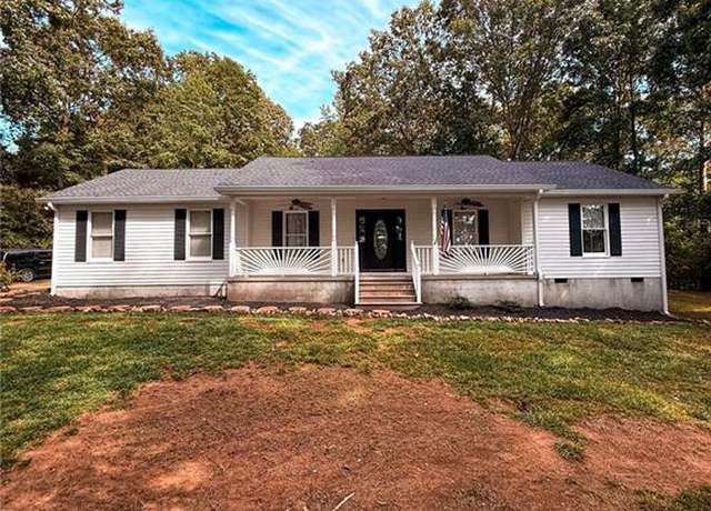 Property at 334 Summit Heights Dr, Nicholson, GA 30565, 3 beds, 2 baths