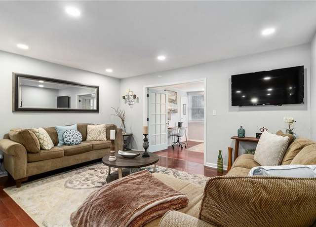 Property at 64 Montre Sq NW, Atlanta, GA 30327, 2 beds, 2 baths