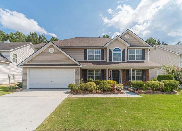Property at 4523 Grove Lake St, Loganville, GA 30052, 4 beds, 3 baths