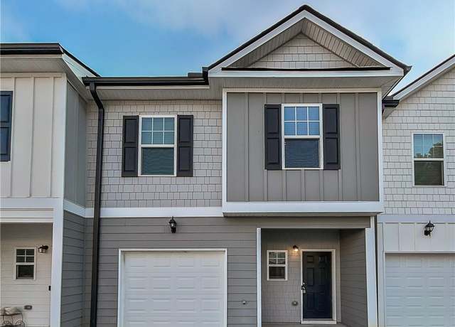 Property at 5120 Lower Elm St, Atlanta, GA 30349, 3 beds, 2.5 baths