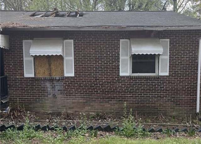 Property at 2625 Baker Rd NW, Atlanta, GA 30318, 3 beds, 1 bath