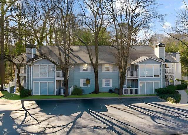 Property at 2732 Suwanee Way SE, Marietta, GA 30067, 2 beds, 2 baths