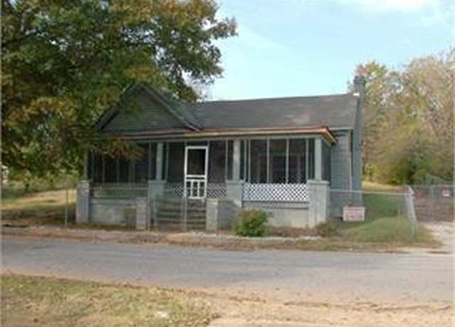 Property at 934 R D Hill St, Greenville, GA 30222, 3 beds, 1 bath