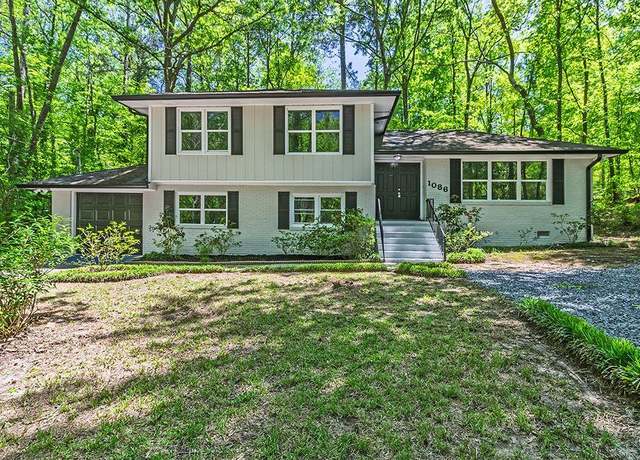 Property at 1086 Westminister Cir, Macon, GA 31220, 3 beds, 2.5 baths