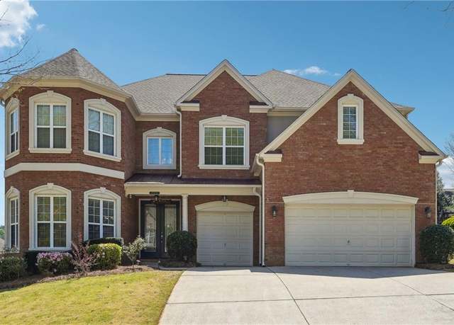 Property at 4240 Hastings Dr, Cumming, GA 30041, 5 beds, 4 baths
