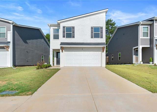 Property at 3540 Station Dr, Atlanta, GA 30349, 3 beds, 2.5 baths
