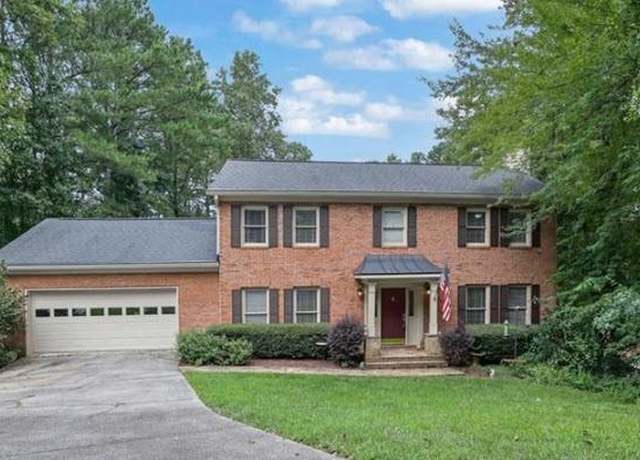 Property at 1515 Brookcliff Cir, Marietta, GA 30062, 3 beds, 2.5 baths