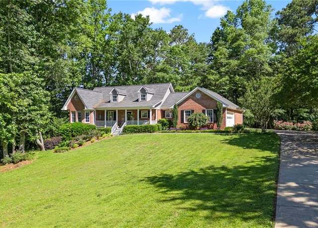 Property at 7376 Bates Dr, Cumming, GA 30040, 4 beds, 3 baths