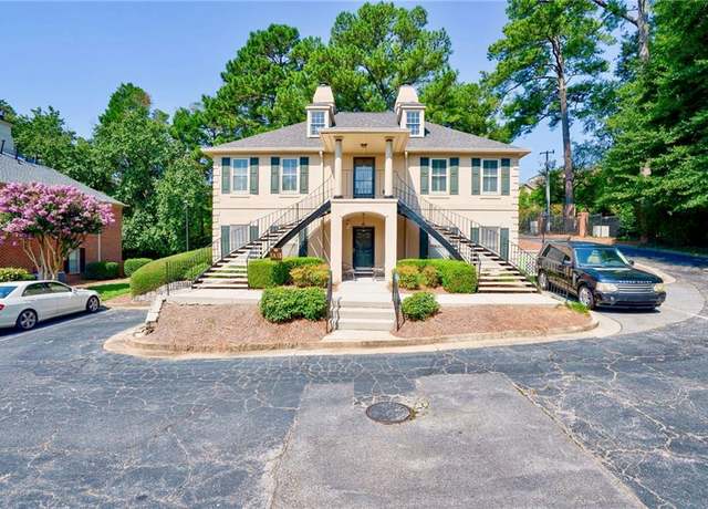 Property at 1 Plantation Dr NE Unit B, Atlanta, GA 30324, 2 beds, 2 baths
