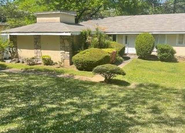 Property at 4214 Smithsonia Ct, Tucker, GA 30084, 3 beds, 2 baths