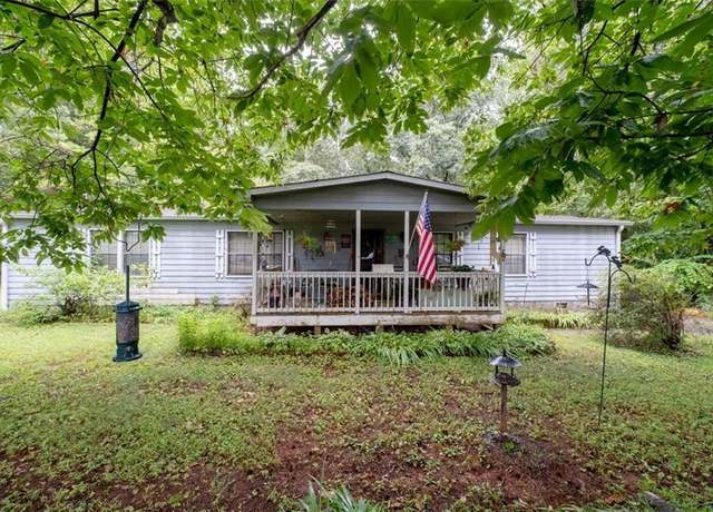 Property at 241 Cedarcrest Rd, Dallas, GA 30132, 3 beds, 2 baths