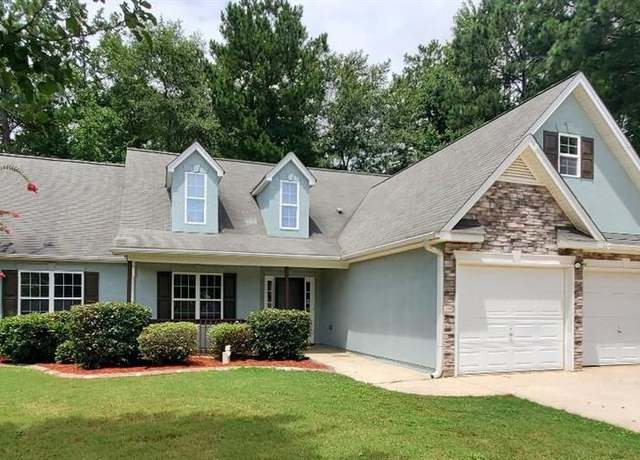 Property at 221 Bridgemill Ln, Hampton, GA 30228, 3 beds, 2 baths