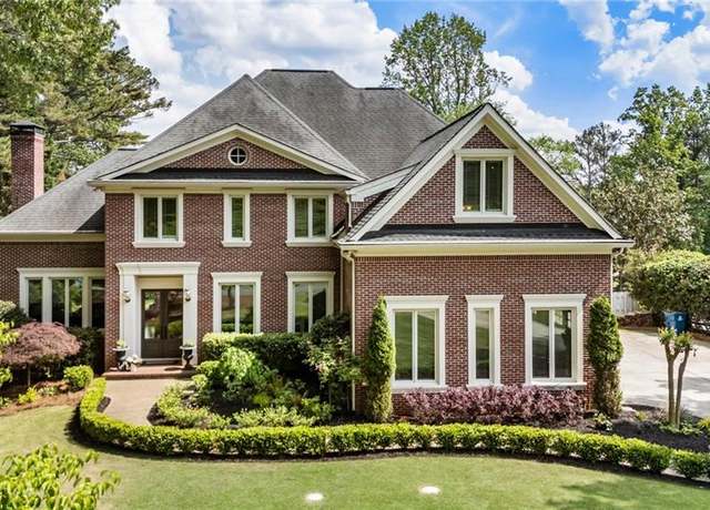 Property at 1850 Highgrove Club Dr, Milton, GA 30004, 5 beds, 4.5 baths