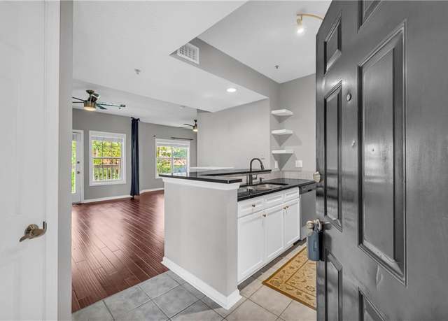 Property at 1250 Parkwood Cir SE #1213, Atlanta, GA 30339, 1 bed, 1 bath