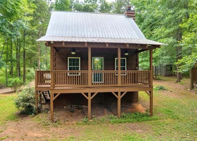 Property at 67 Franklin Way, Royston, GA 30662, 2 beds, 1.5 baths